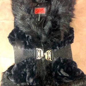 Black fur vest with gold belt!
